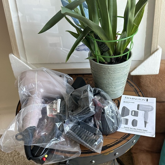 Remington Pro Wet2style Hair Dryer, With Ionic & Ceramic Drying Technology - Picture 4 of 5